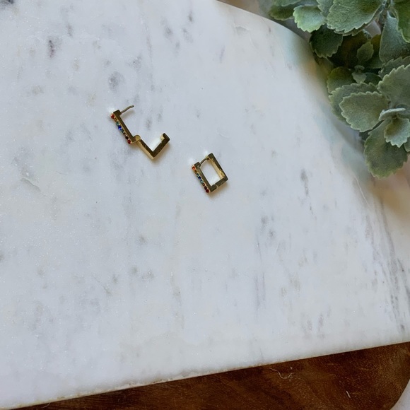 The Marisol - Colorful Geometric Hoops - Picture 6 of 7